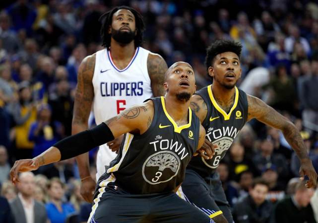 易塞内角 易塞内角